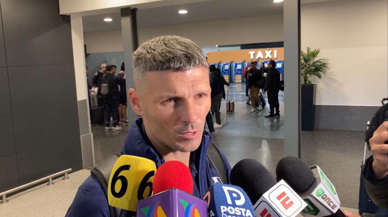 Niego 'Tano' interés de Rayados en 'Cabecita' Rodríguez