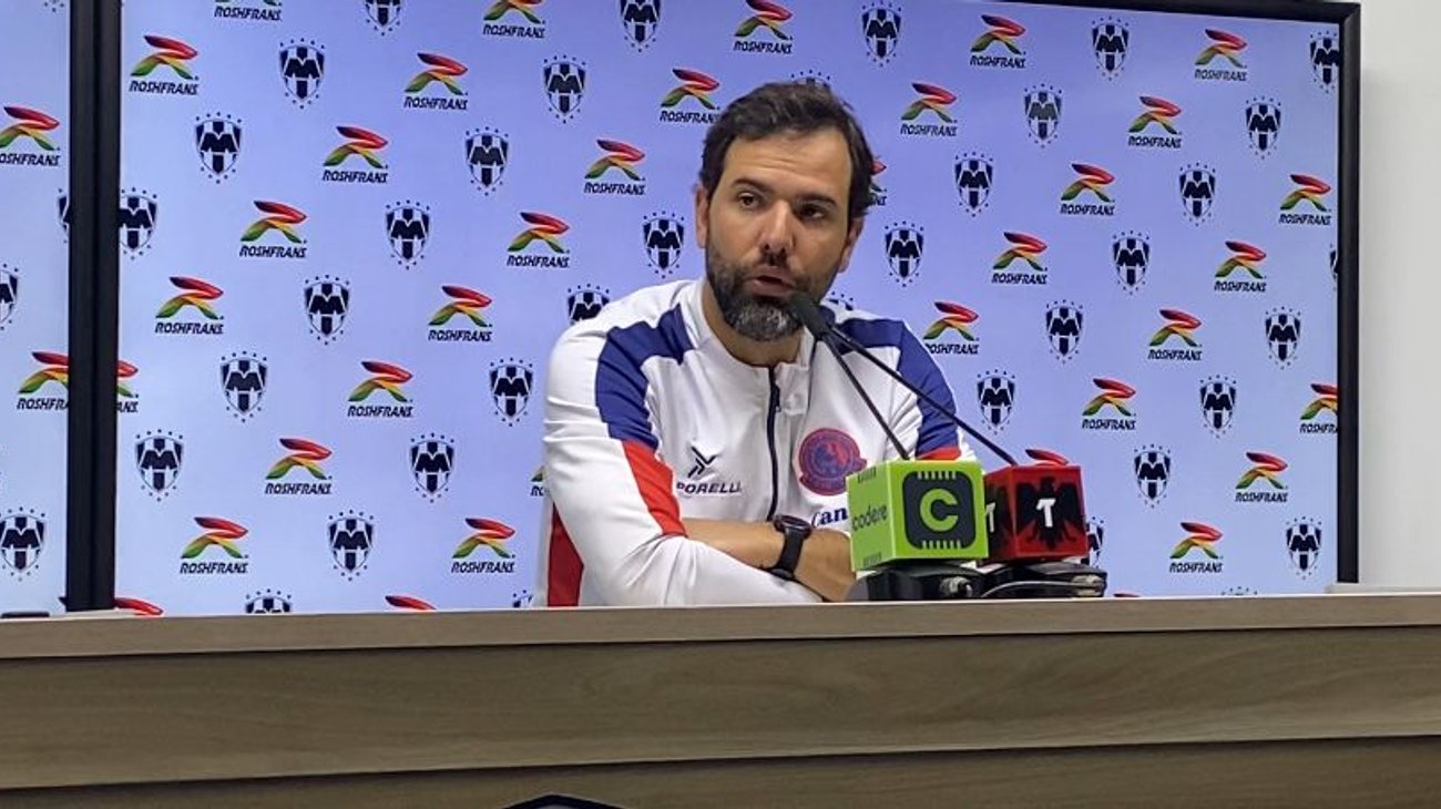 Resultado no preocupa a Leal, confía en el ‘performance’