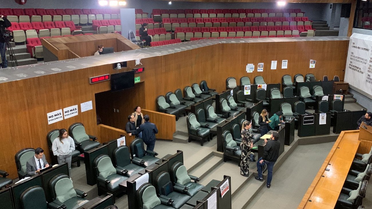Cumplen diputados de Nuevo León una semana sin sesionar