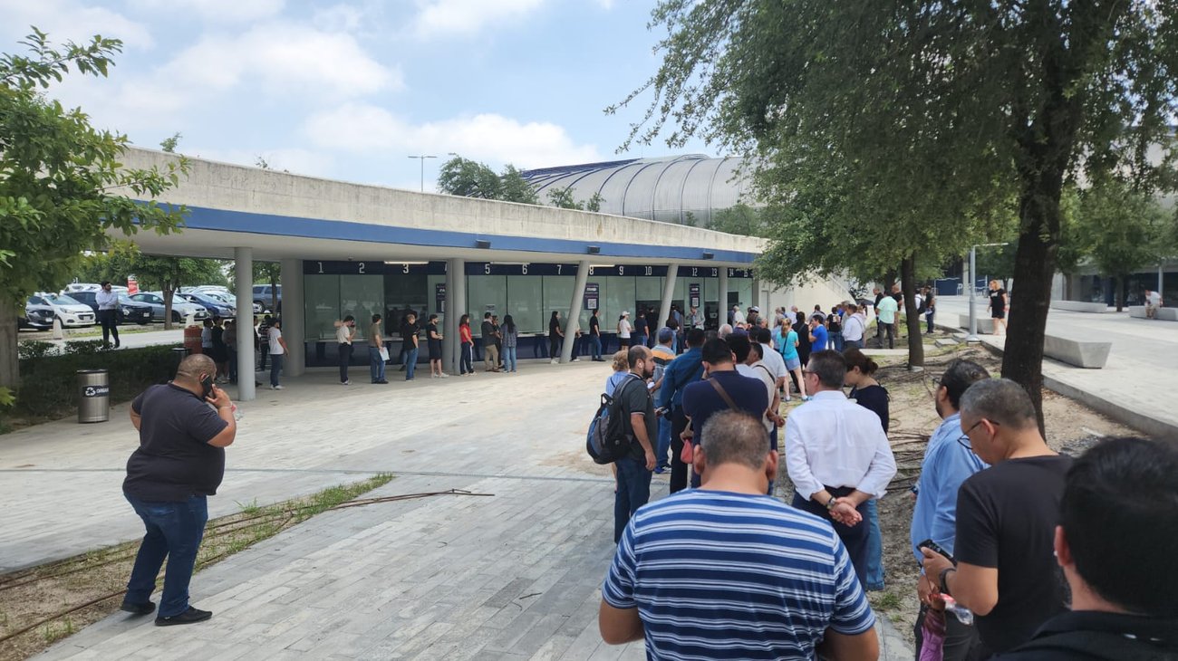 Fila de hasta 5 horas para comprar boletos de Paul McCartney