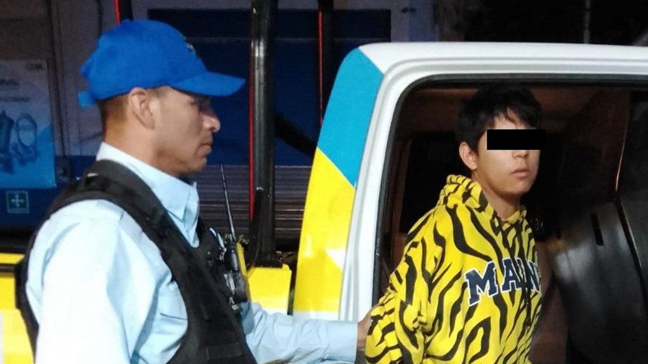 Detienen a joven tras intento de asalto en Monterrey