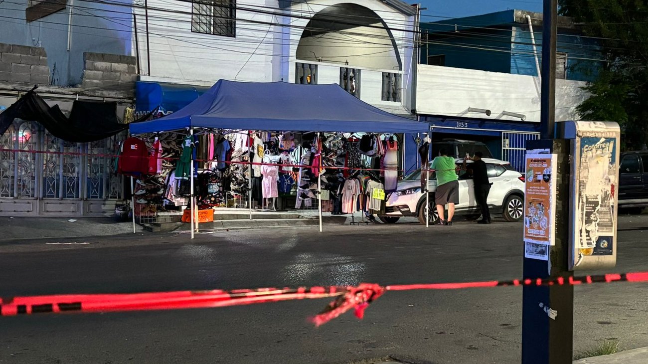 Lo balean en tienda de ropa en Guadalupe; muere en hospital