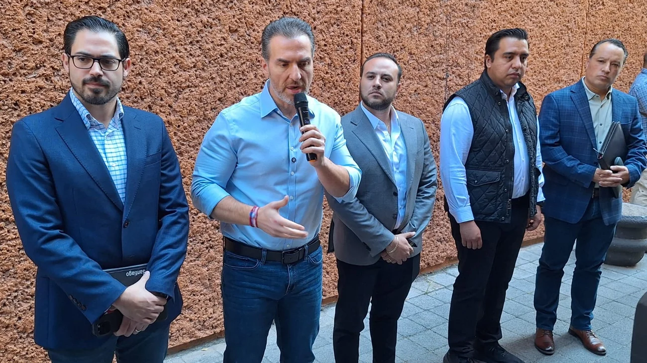 Se reúnen alcaldes con Tesorero por caída en participaciones