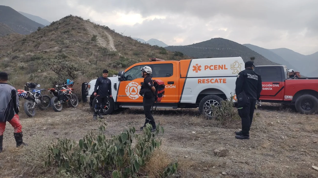 Muere motociclista extremo en cerro de García