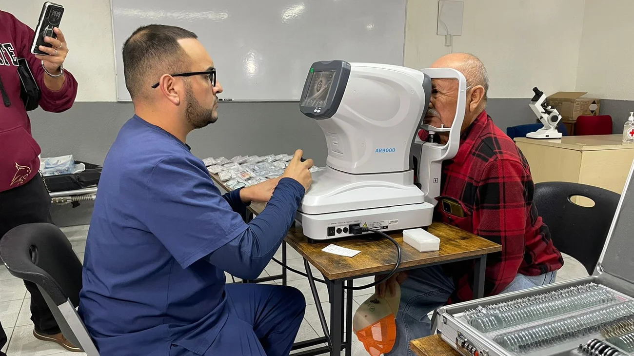 Campaña de detección de enfermedades visuales en Reynosa