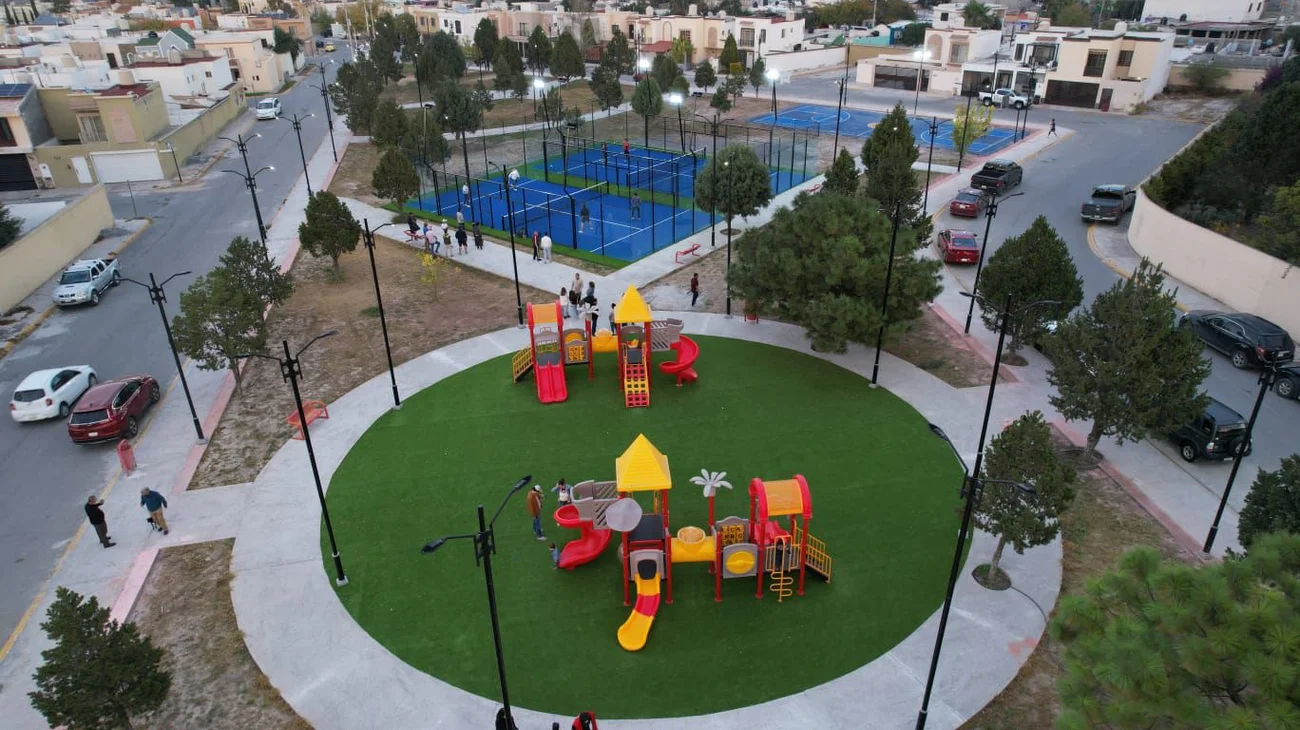 Entregan plaza Coahuila - Texas en Ramos Arizpe