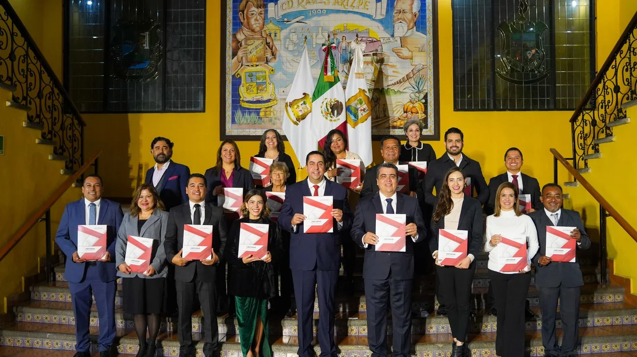 Chema Morales entrega su tercer informe en Ramos Arizpe