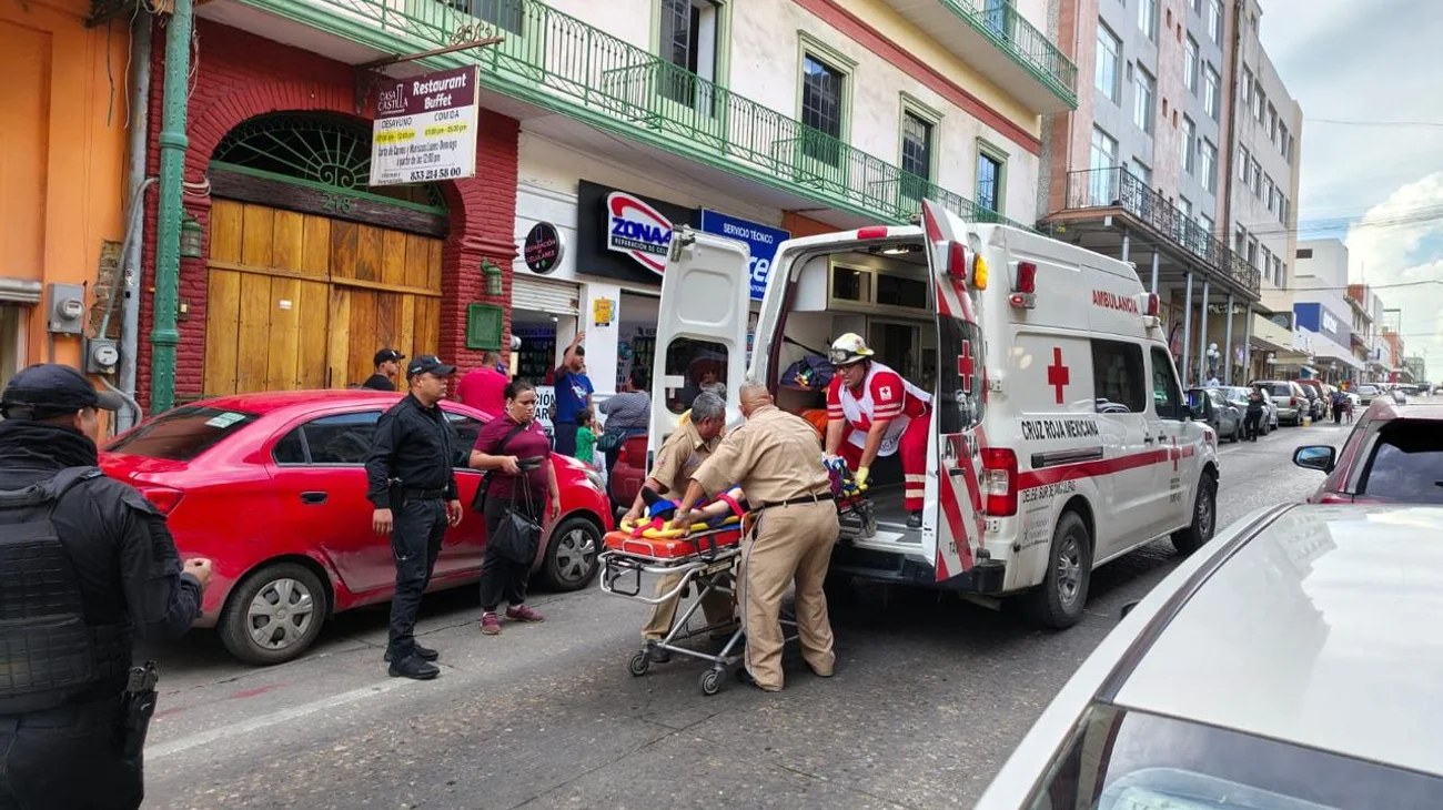 Elevador cae de cuatro metros en Tampico, hay 3 lesionados 