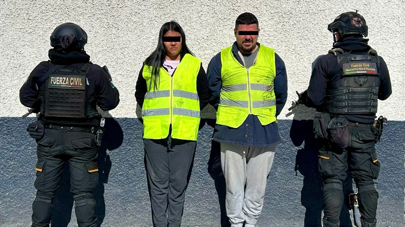 Capturan a pareja con fusil de asalto y droga en General Bravo