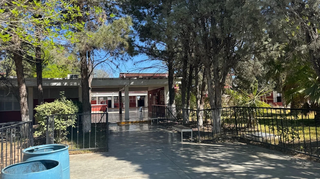 Padres denuncian desvío de $180 mil pesos en secundaria de Ramos