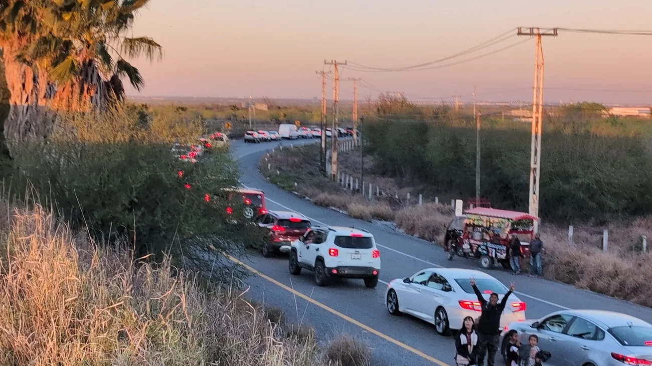 Operativo de seguridad colapsa cruces a EUA en Tamaulipas