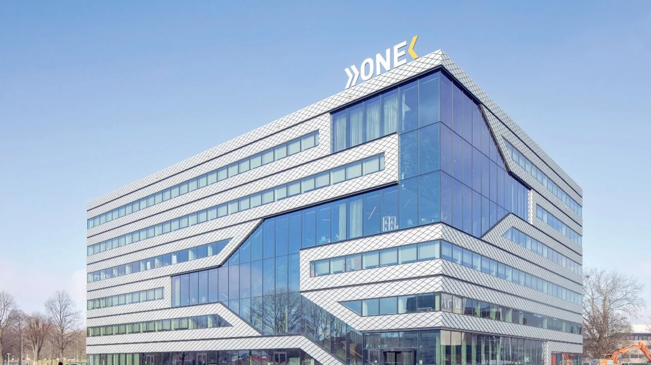 Whats_App_Image_2025_03_06_at_8_52_02_PM_2e085873b3