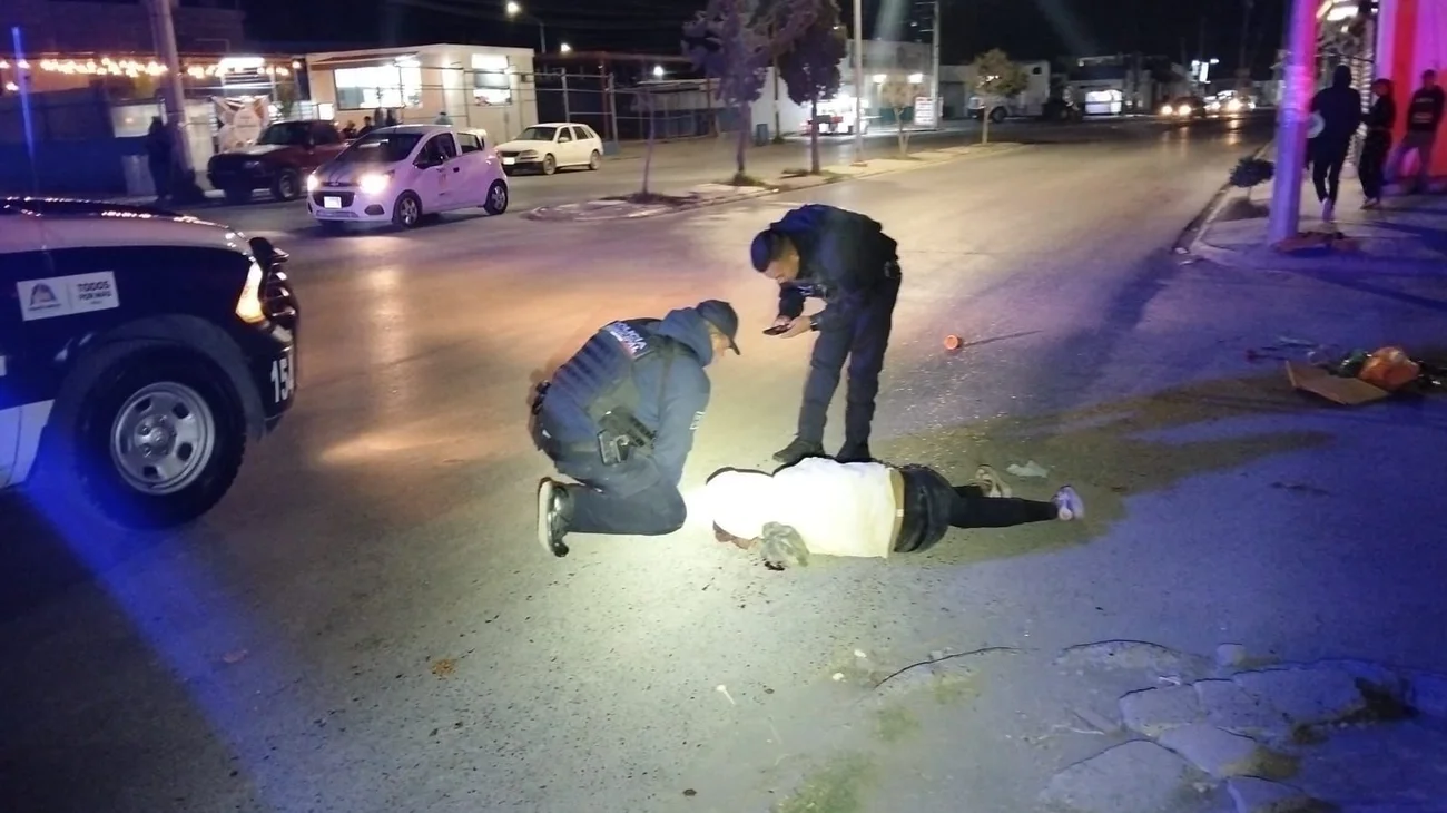 Detienen a sujeto que golpeó a su pareja con un martillo