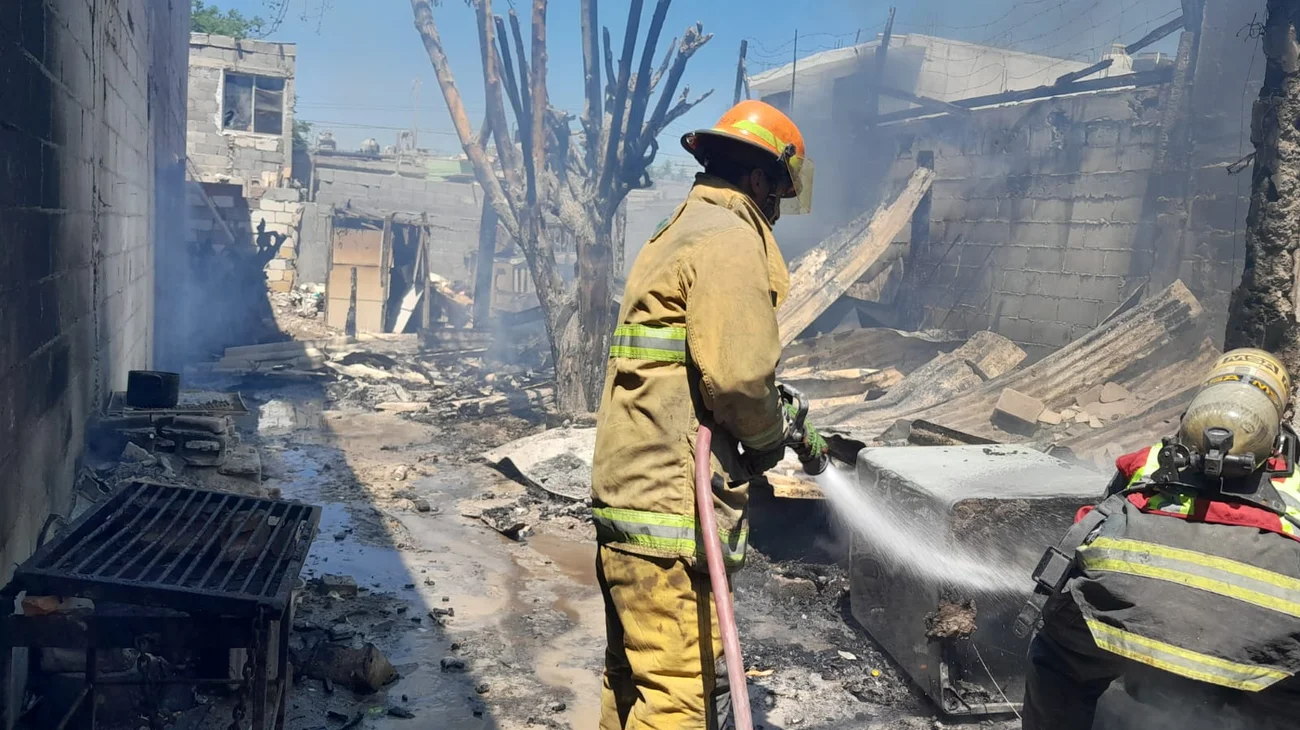 Abuelita deja solos a sus nietos en casa y se origina un incendio