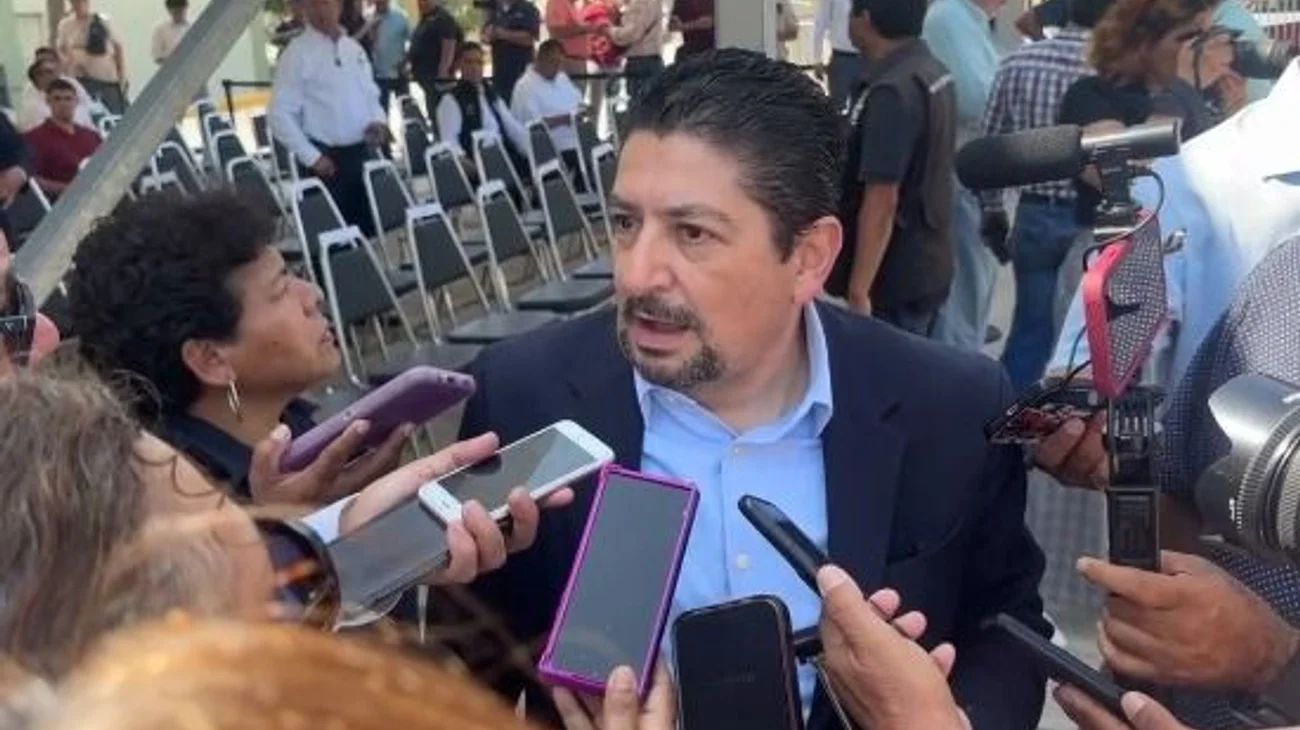 Gobierno es equitativo en cobro de impuestos 