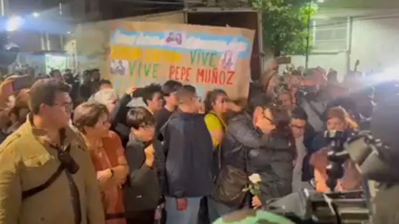 Whats_App_Image_2025_05_21_at_12_44_04_AM_ed88755529