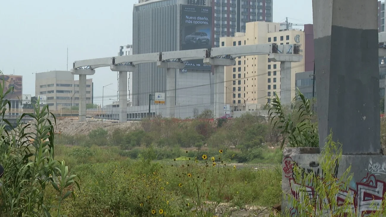 Instruye Conagua limpieza del Río Santa Catarina por lluvias