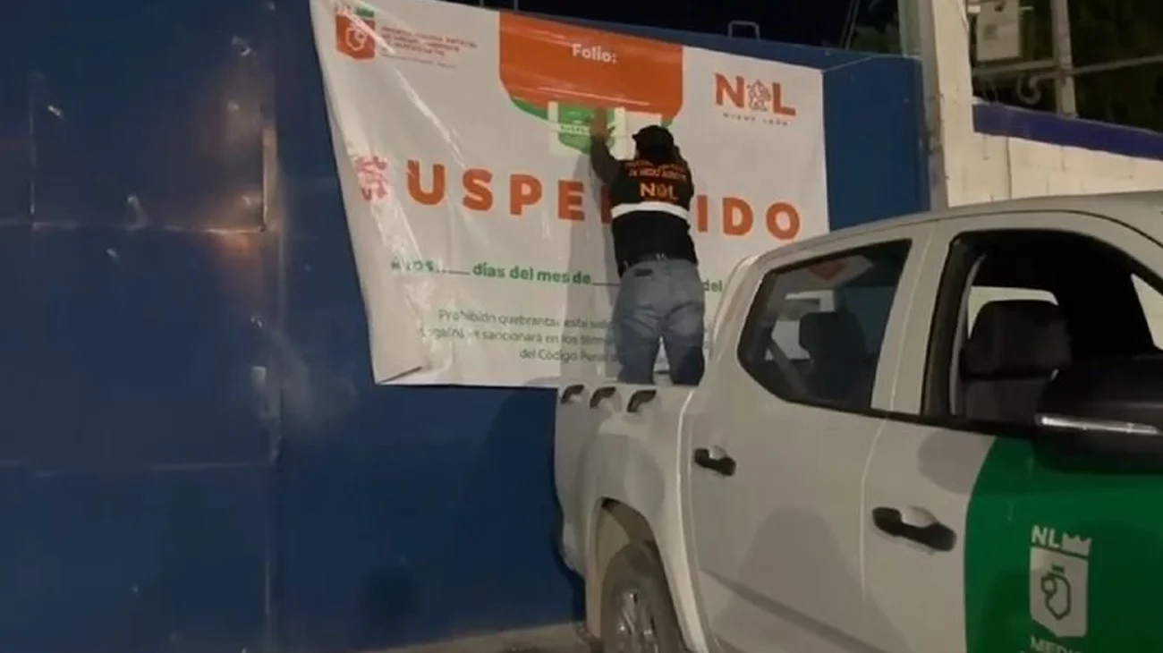 Suspenden dos empresas en García por contaminar Río Pesquería 