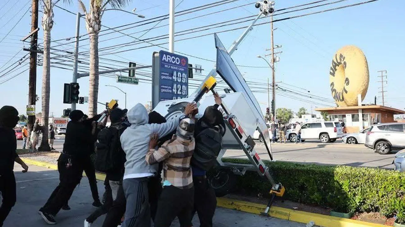 Alcaldes del sur de Texas se desvinculan de redadas migratorias