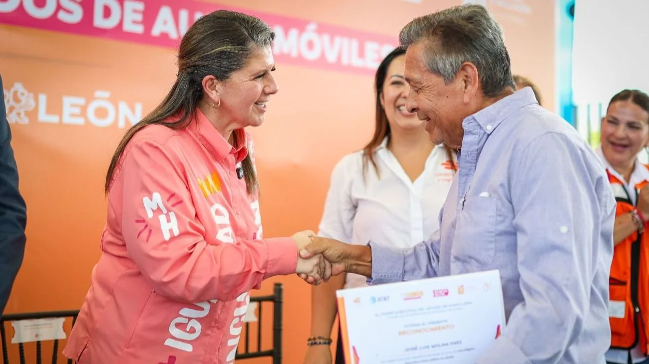 Benefician a 3,000 personas con el acceso a aulas móviles