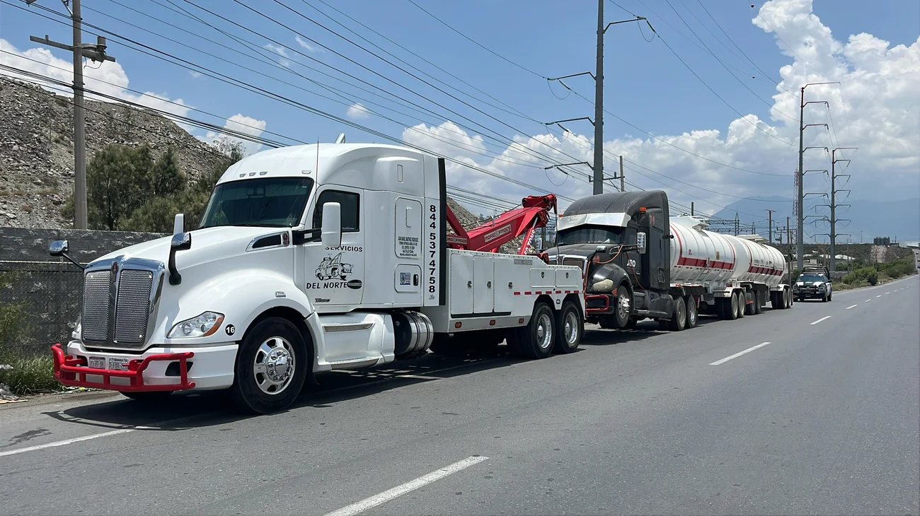 ¡Decomisan 63 mil litros de combustible en Coahuila!