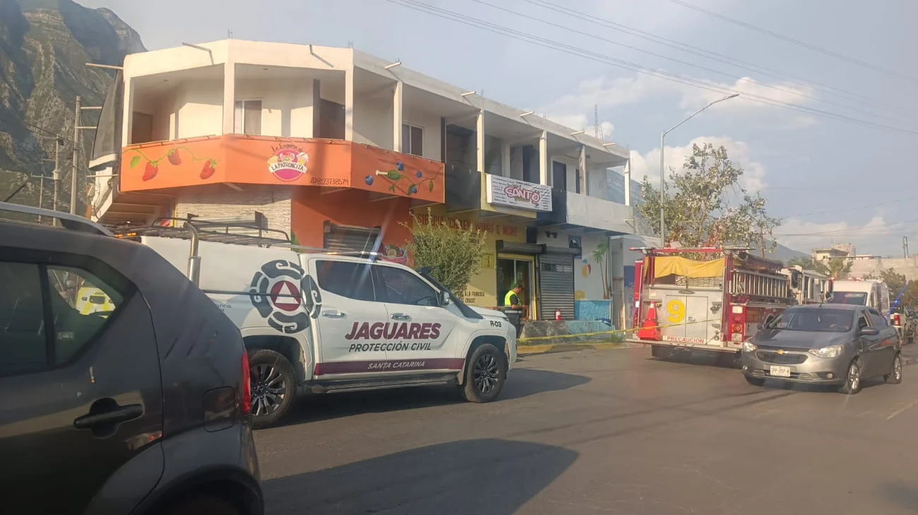 Explota tanque de gas en negocio de comida; hay un herido
