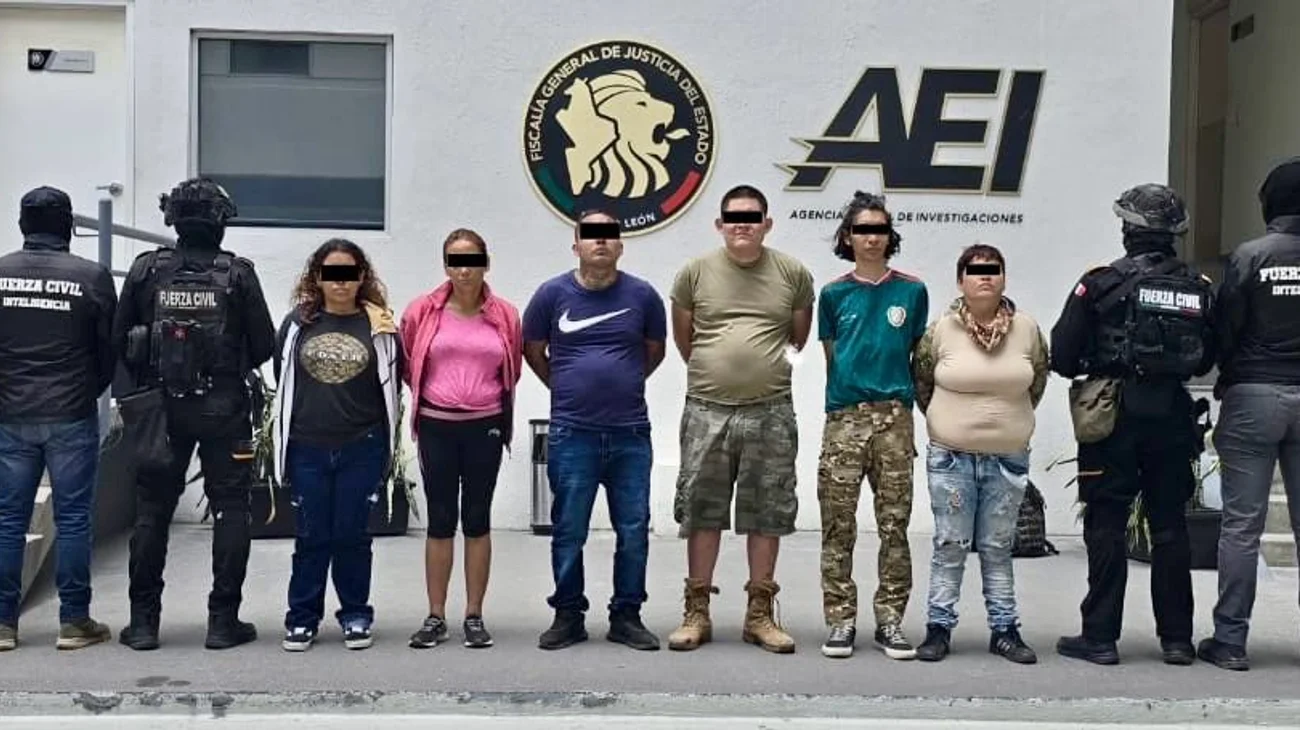 Capturan a 11 integrantes de grupo delictivo con arsenal y drogas