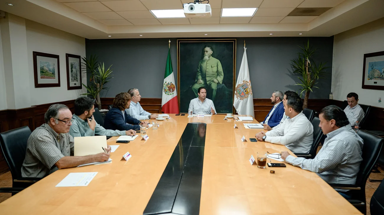 Javier Díaz exige a CFE restablecer agua en Saltillo urgente