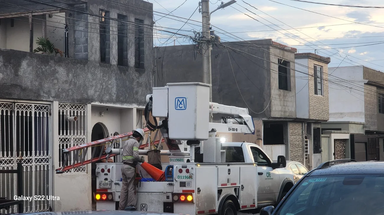 Tormenta eléctrica deja sin luz a varias colonias de Saltillo