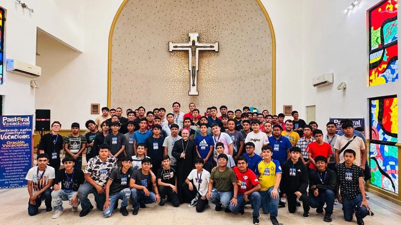 Asisten más de 90 jóvenes en pre-seminario de Matamoros-Reynosa