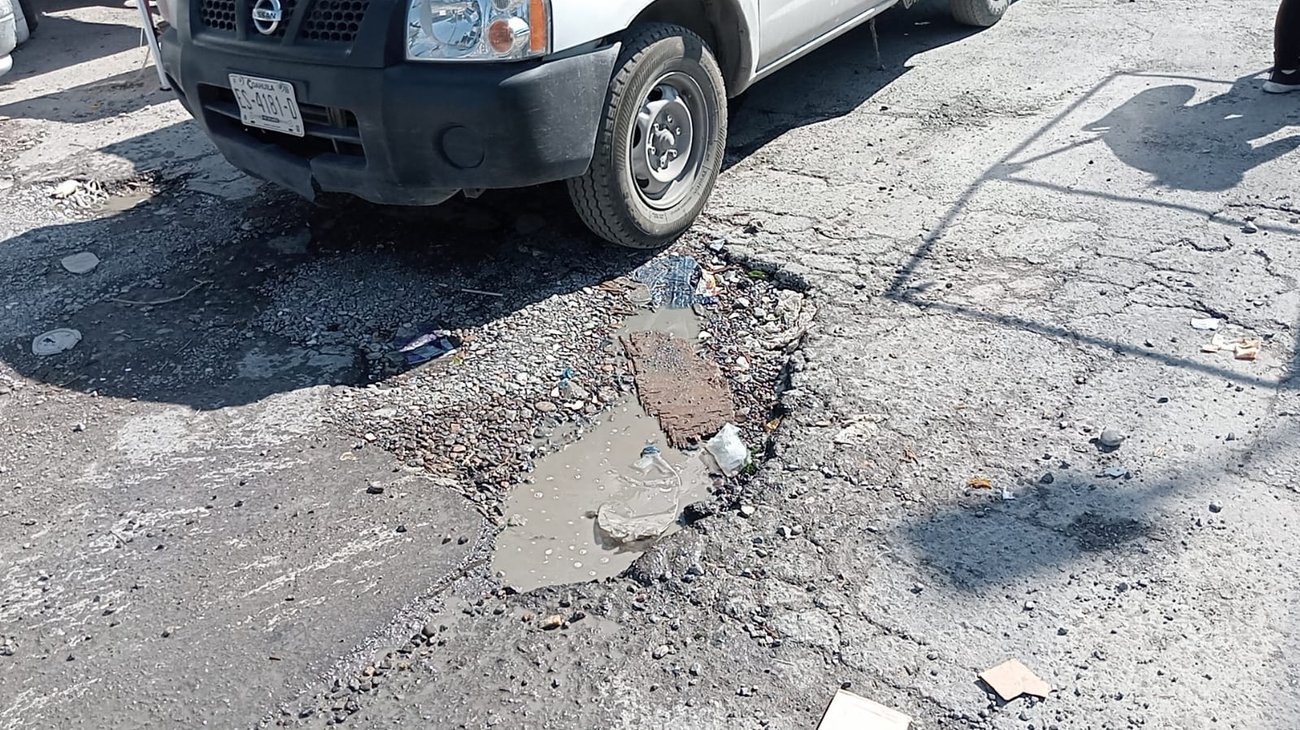 Vecinos de la colonia Loma Linda solicitan pavimentación