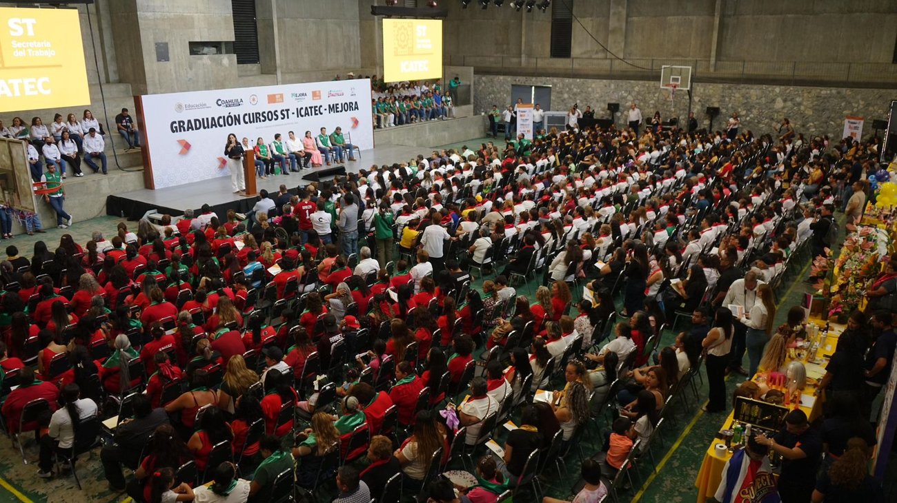 Más de 550 mujeres concluyen cursos para impulsar su economía