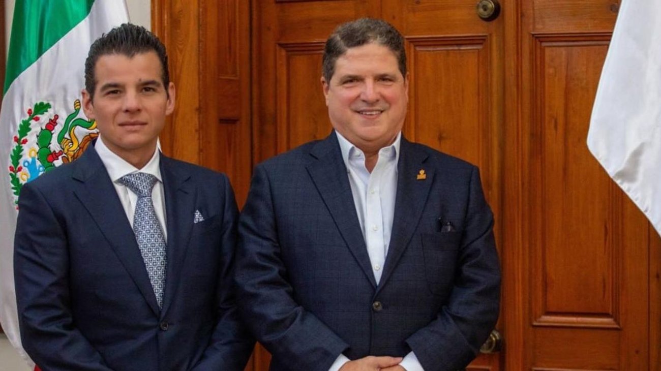 Tiene Miguel Flores encuentro productivo con Canaco