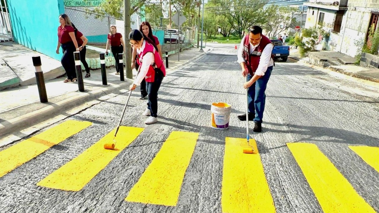 Refuerza Jesús Nava señalética vial previo al regreso a clases