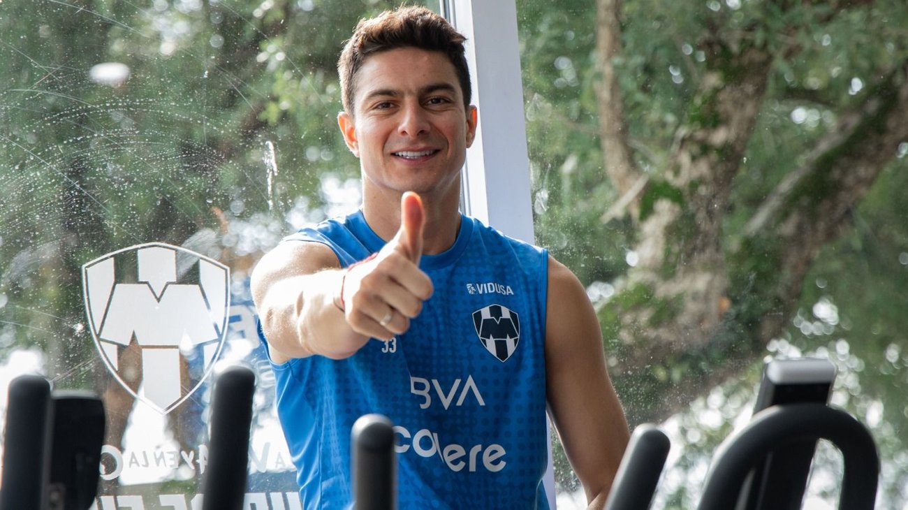 Whats_App_Image_2025_08_28_at_11_56_18_PM_56e5dac796