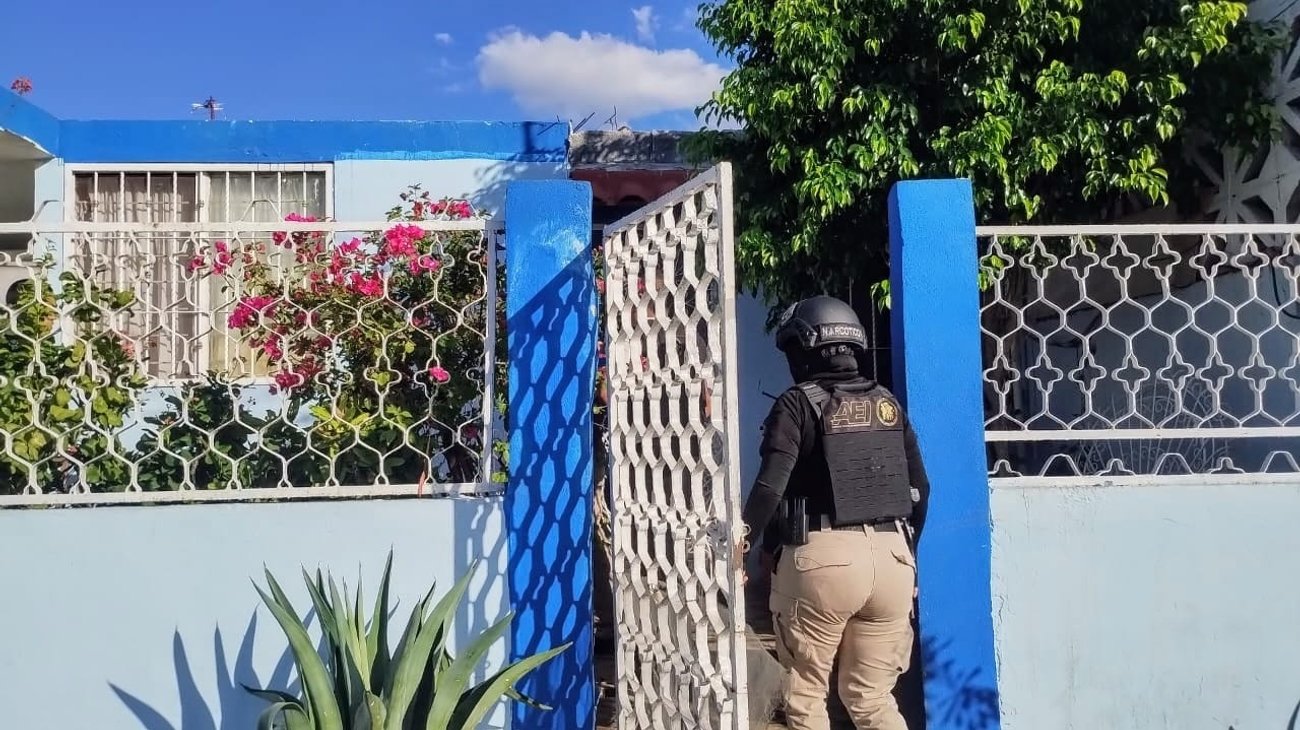 Detienen a dos personas por narcomenudeo en San Nicolás