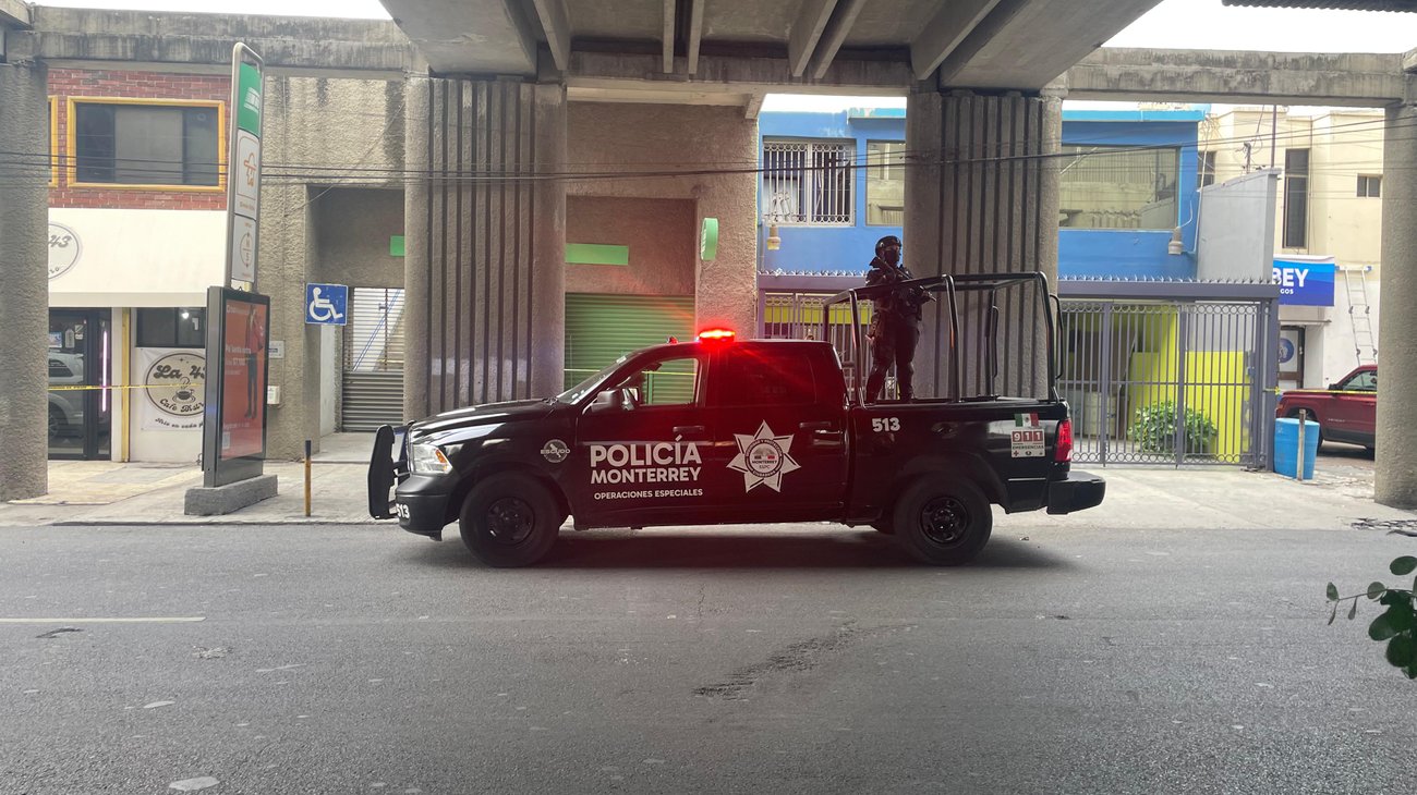 Encuentran cuerpo en descomposición cerca del Metro Simón Bolívar