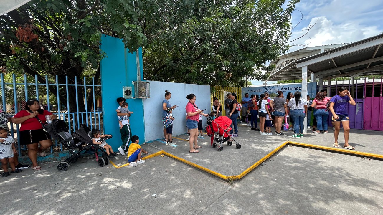 Padres denuncian malos tratos en kínder de Juárez