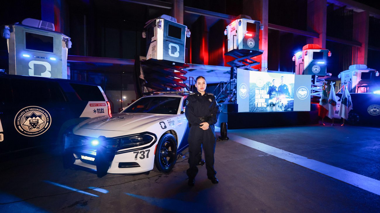 Presentan la nueva imagen de la Policía de San Pedro