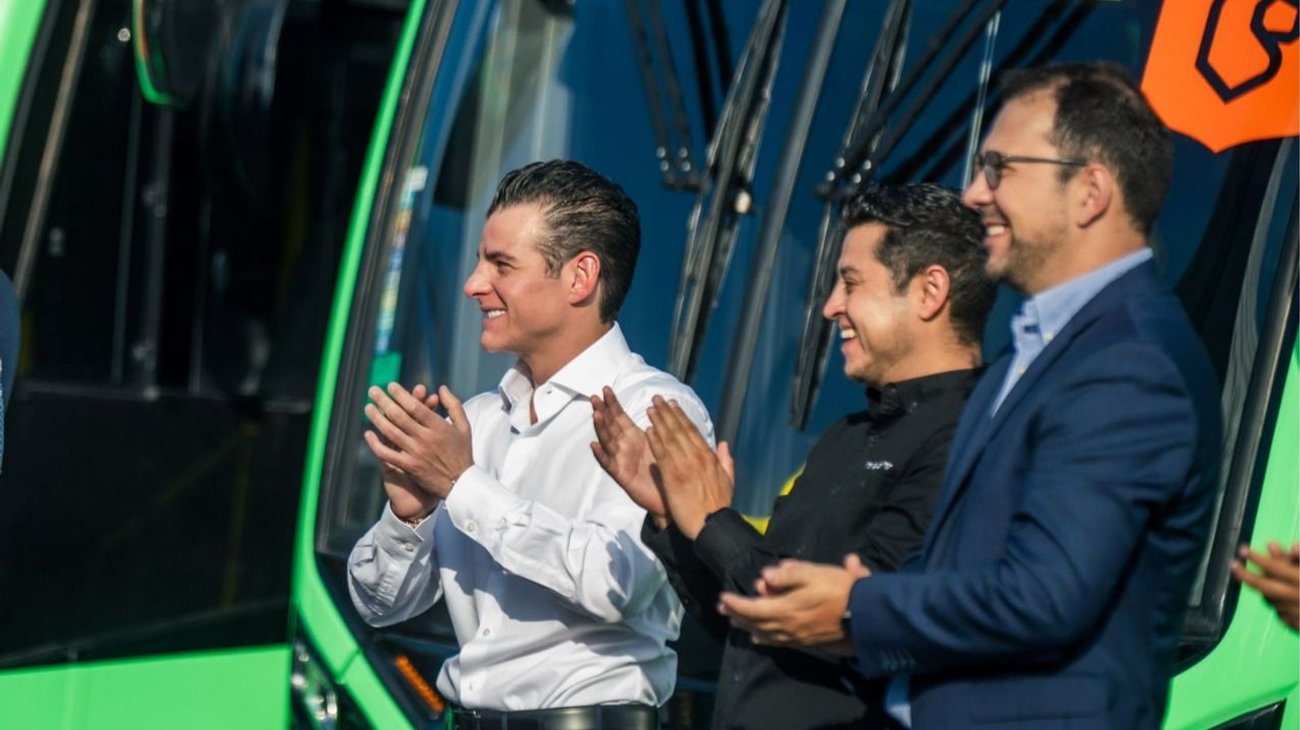 Avanza NL en movilidad para futuras generaciones: Miguel Flores 