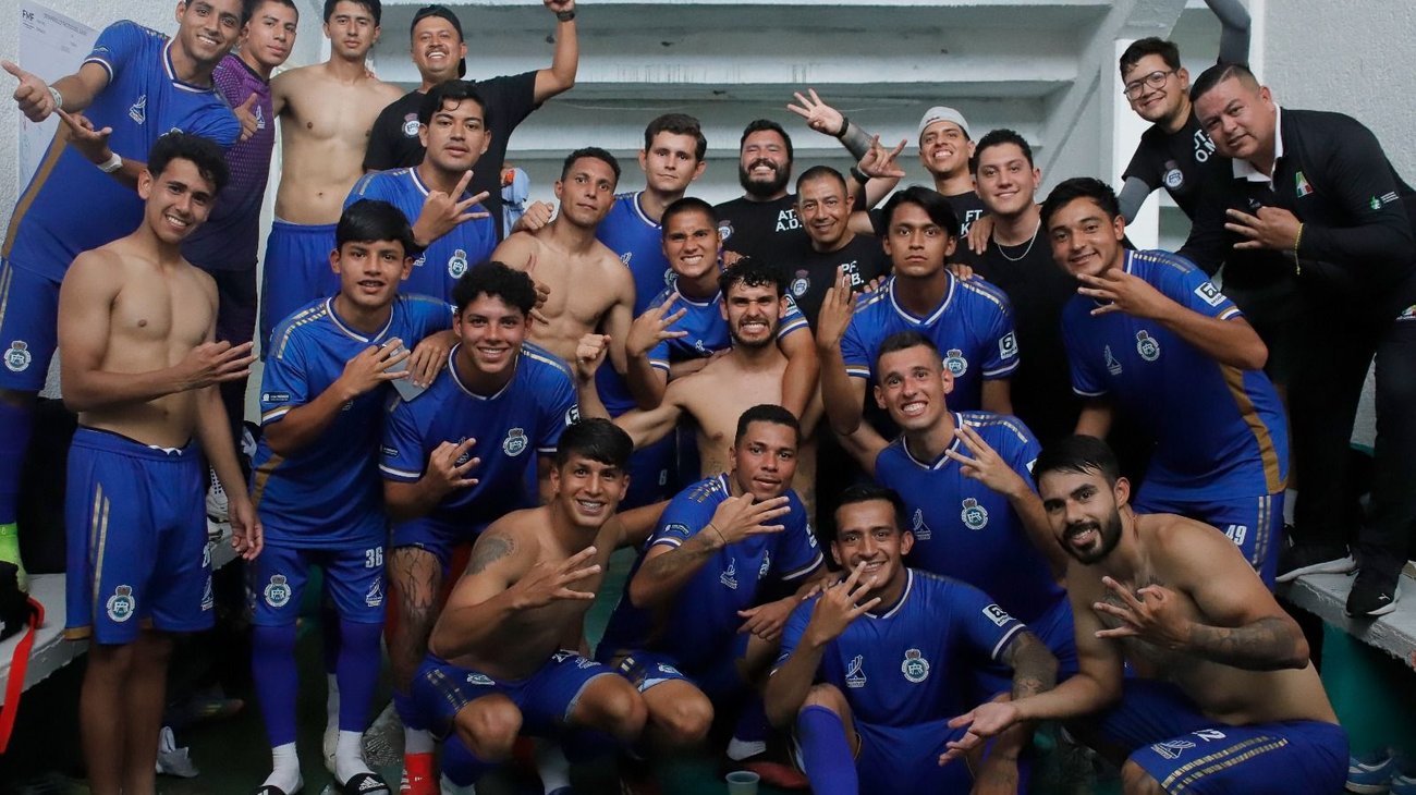 Real Apodaca mantiene su buen paso y es líder del Grupo 2