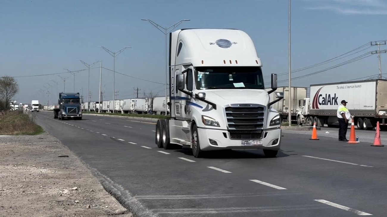 Suspenden proceso de visas para operadores de carga