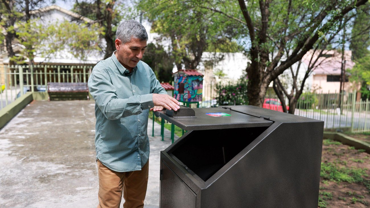 Instala San Pedro contenedores anti-osos en parques