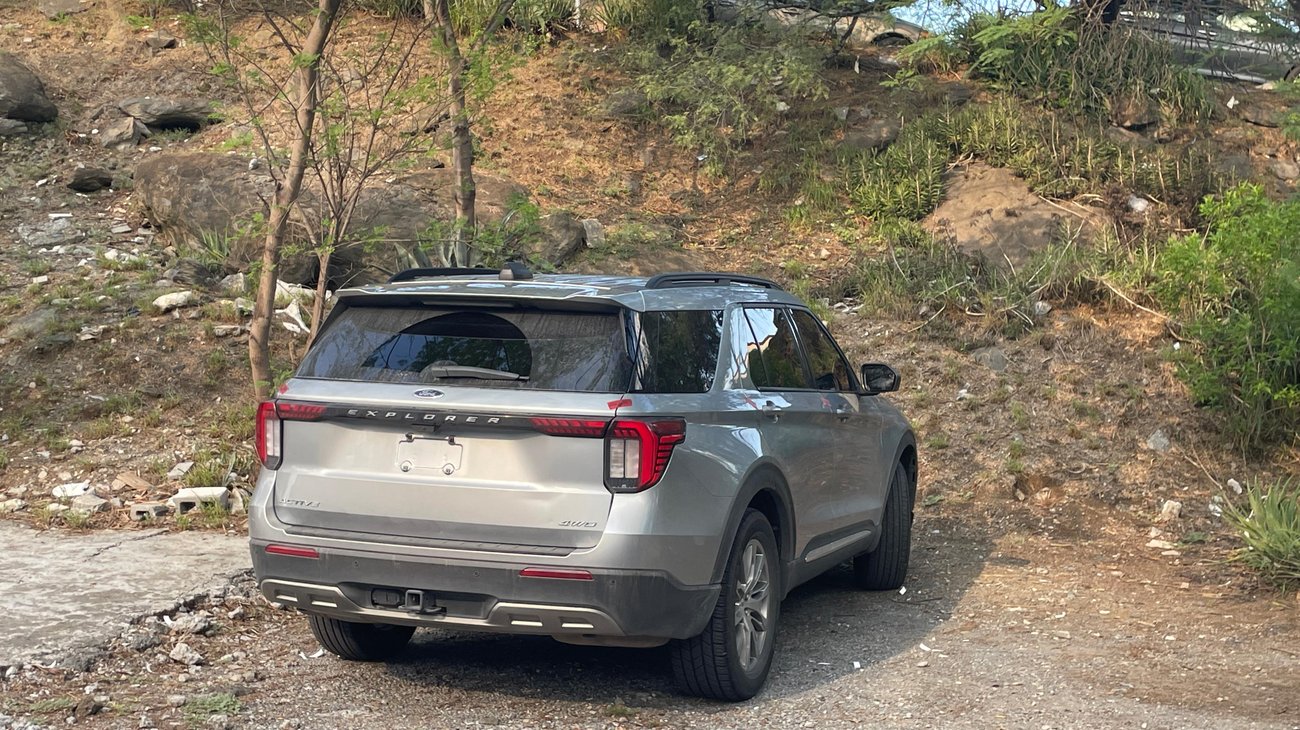 Aseguran agentes camioneta participante en crimen 