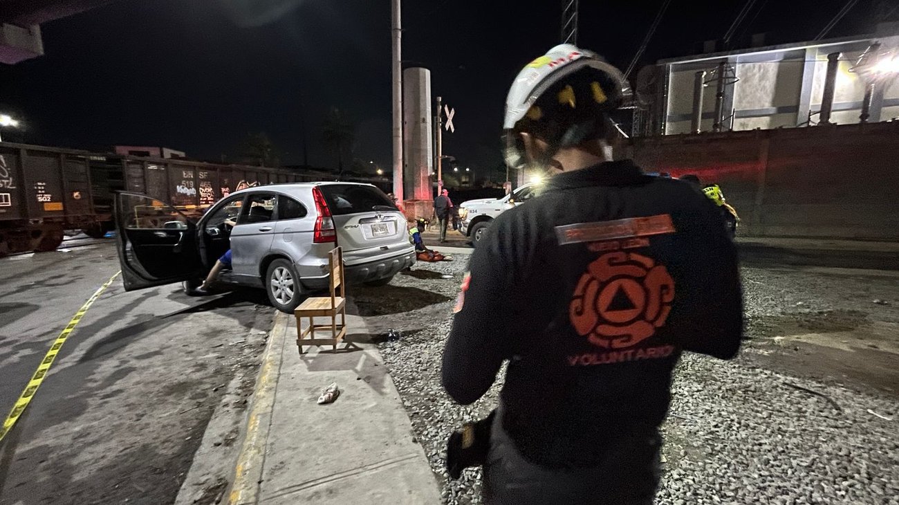 Choque con tren en San Nicolás deja cuatro lesionados