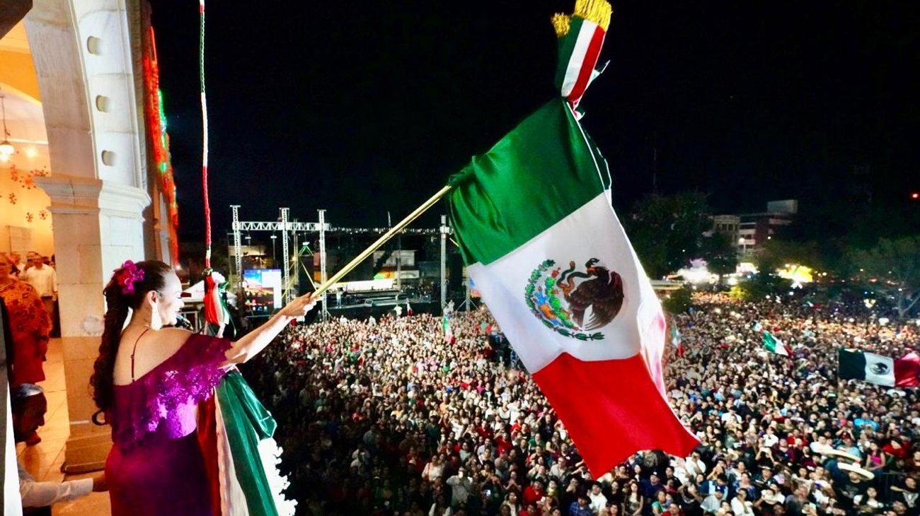 'Viva México' resuena fuerte en la frontera durante el Grito