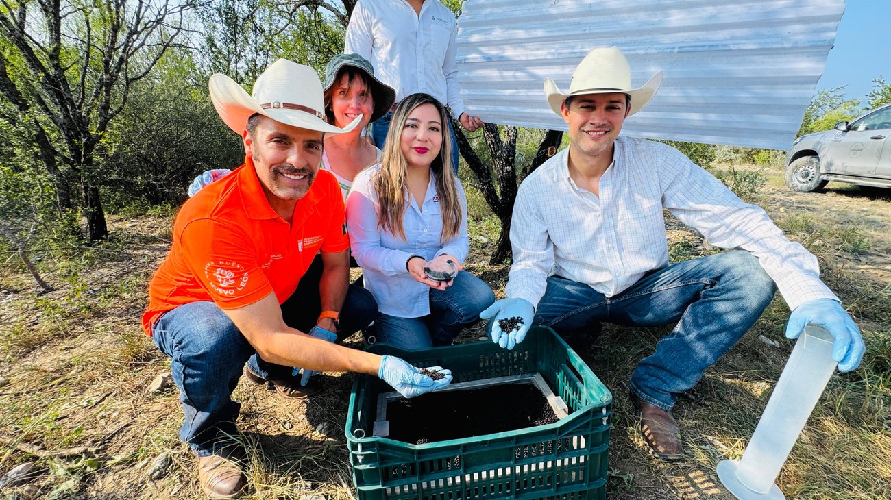 Whats_App_Image_2025_09_24_at_11_28_26_PM_91b9d6db21