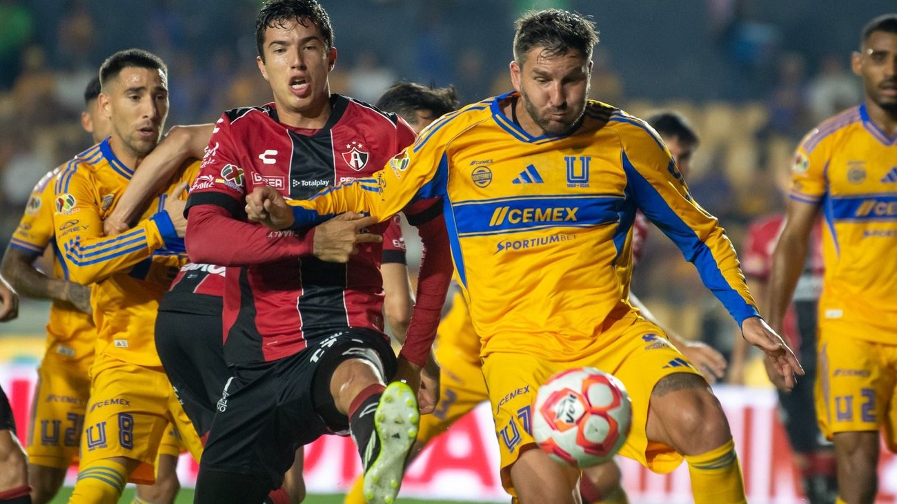 Tigres vence 2-0 a Atlas y se mete a zona de clasificación