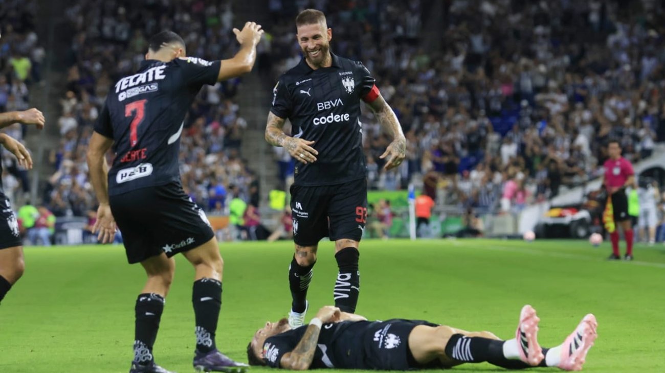 Rayados vuelve a la senda del triunfo y vence 1-0 al Santos