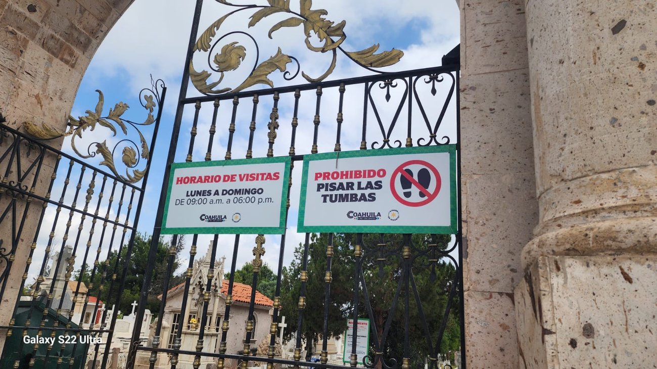 Prohíben el alcohol y música fuerte en panteones de Saltillo